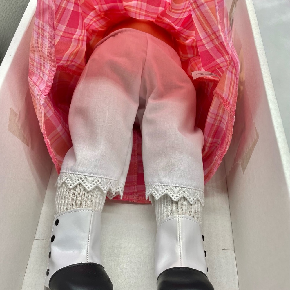 2011 American Girl Marie-Grace 18" Doll - Picture 11 of 14